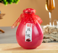 玫瑰花酒：黄氏果酒厂！