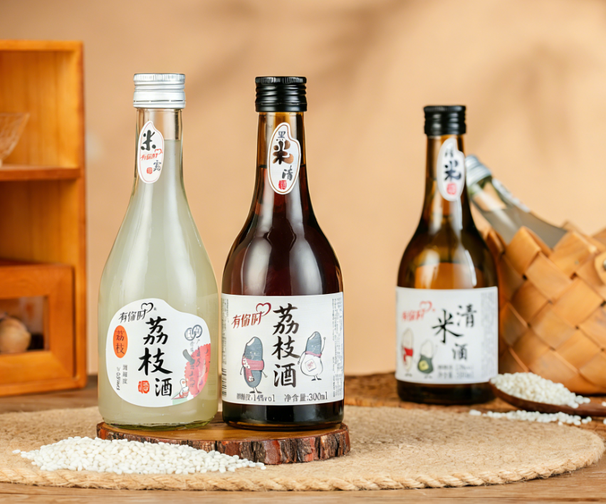 荔枝酒：黄氏果酒厂！