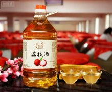 贵州杨梅酒源头厂家，鲜果发酵_黄氏果酒知识